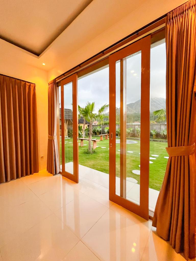 Batur House Volcano photo 2