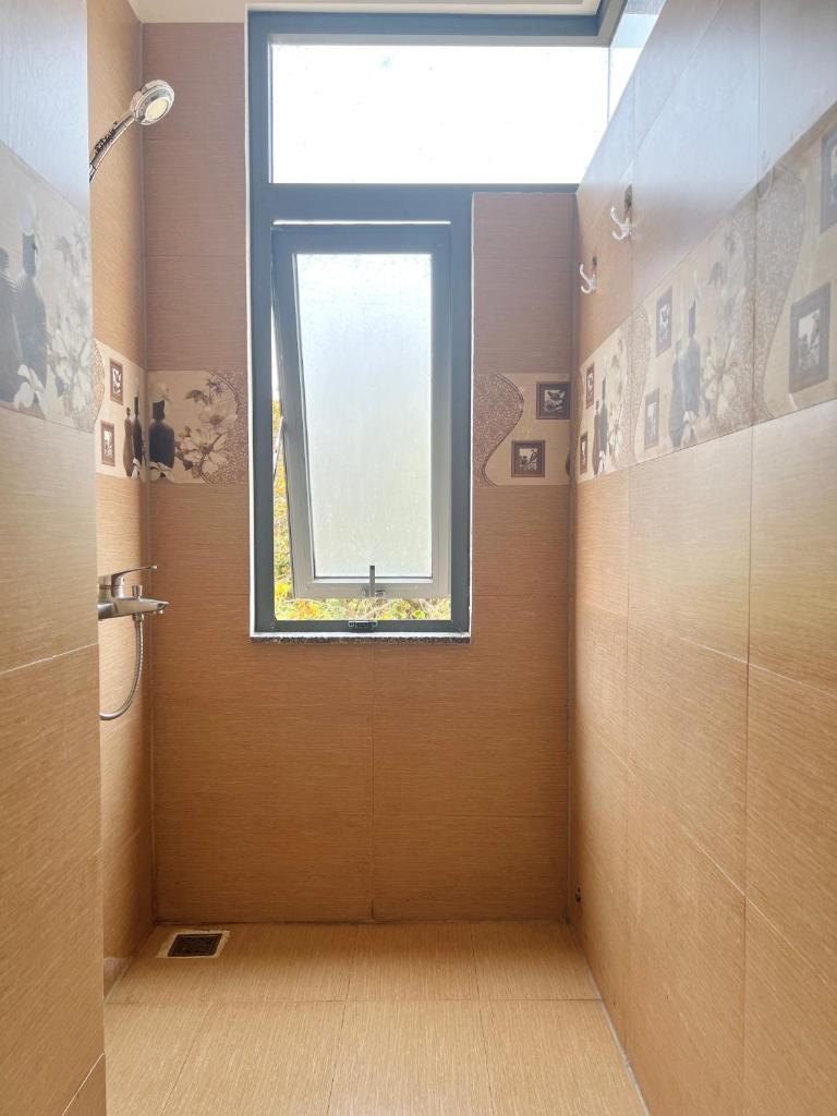 YOUR'S Homestay Convenient&Cozy Room5 3rd floor-7 minutes walk to My Khe beach & My An Market