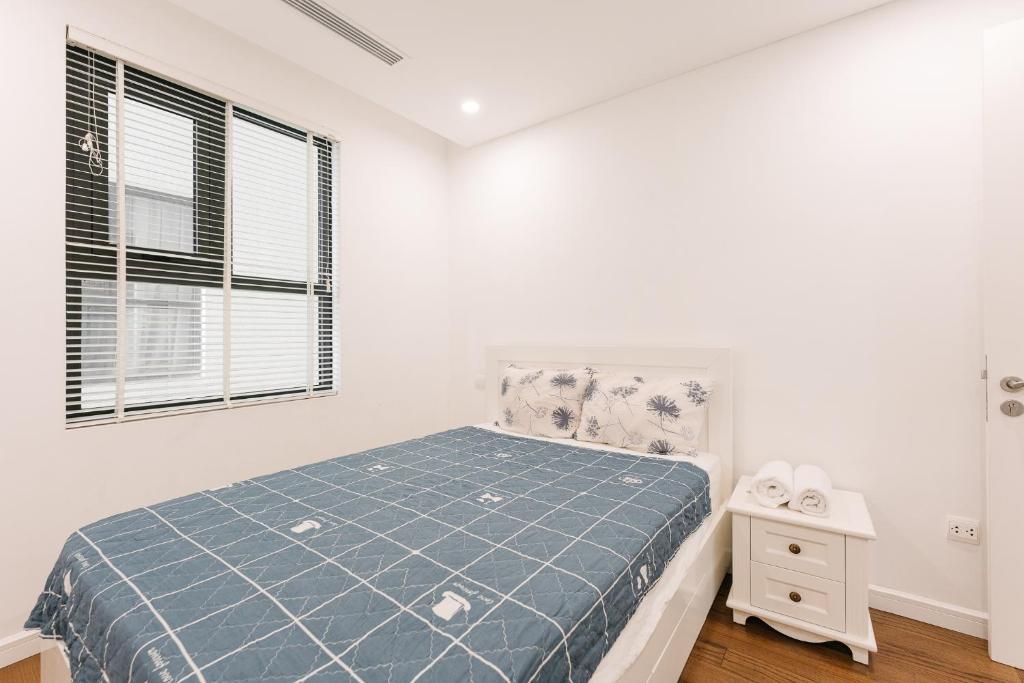 West lake luxury apartment