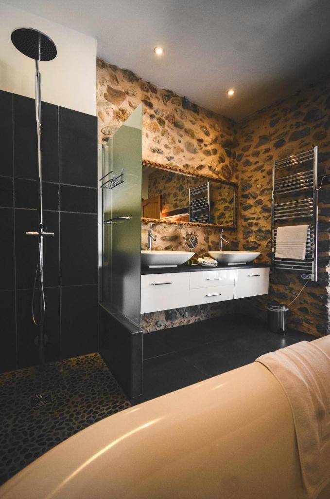 Hotel Logis - Chateau de Beauregard photo 4