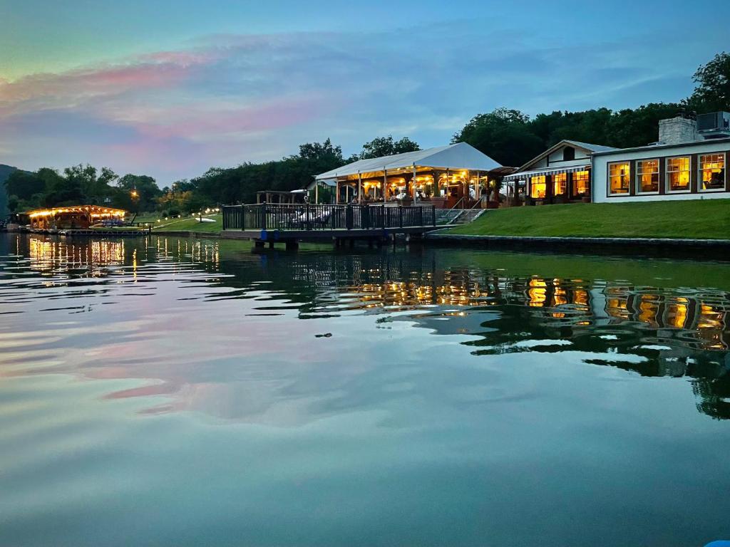 Lake Austin Spa Resort - All Inclusive image