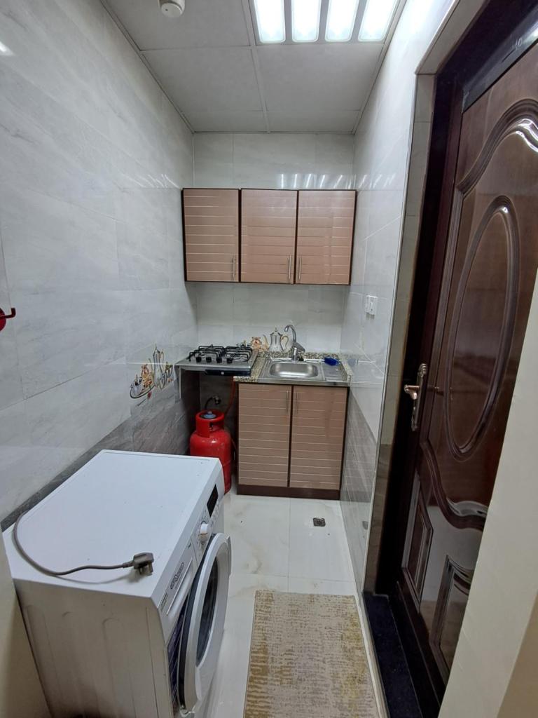 Studio fully furnished photo 4