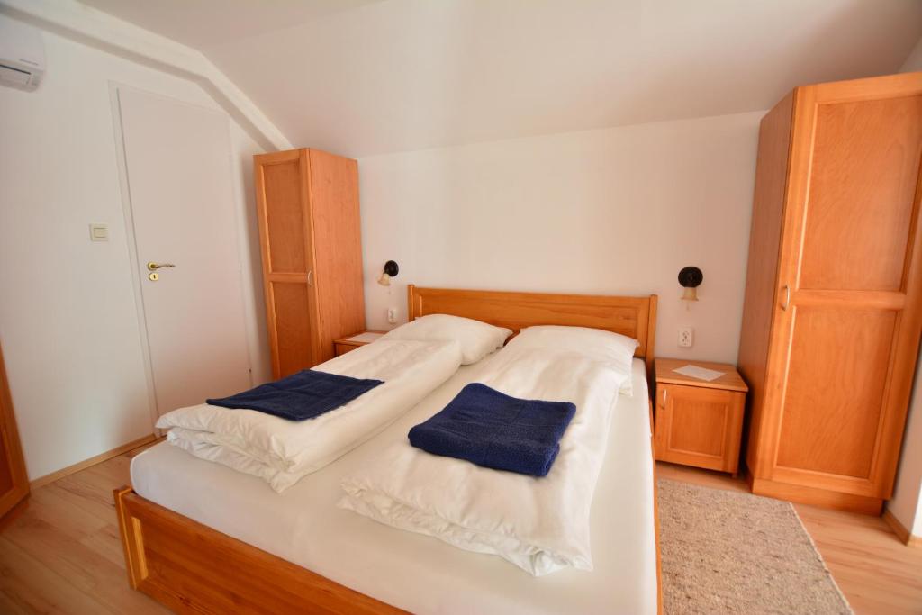 Апартаменты (Апартаменты-студио), Virágoskert Apartman