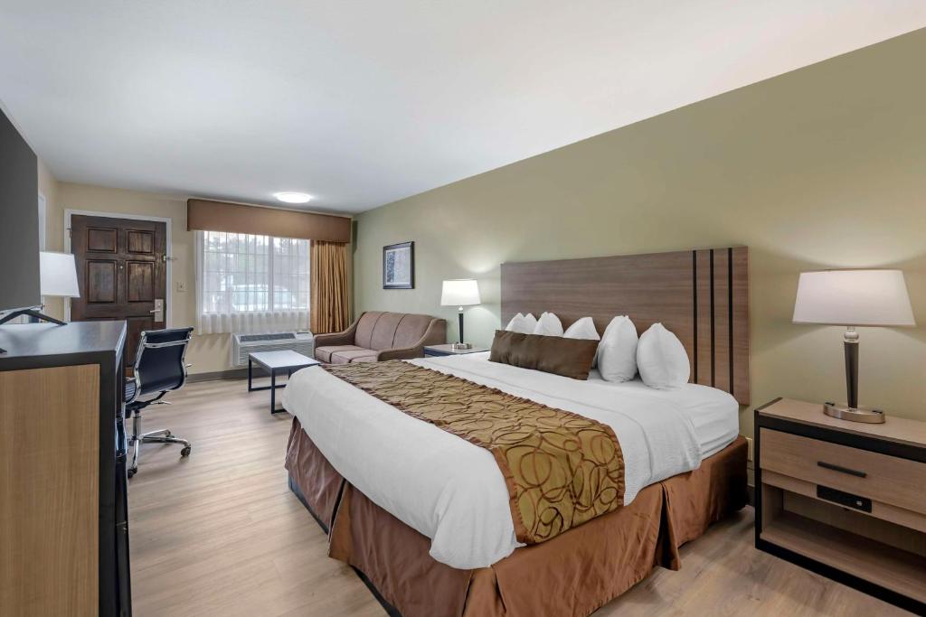 Best Western Inn of Brenham image