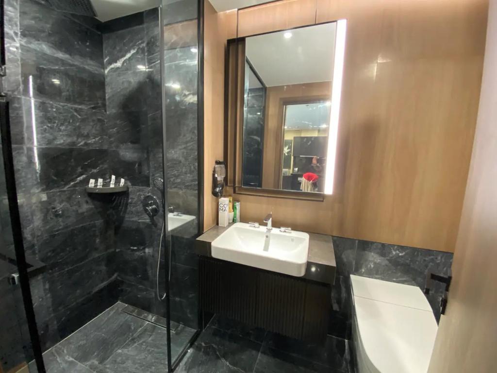 Lumiere Riverside Luxury Vacation