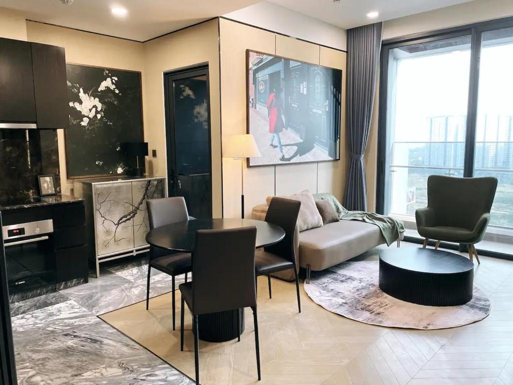 Lumiere Riverside Luxury Vacation