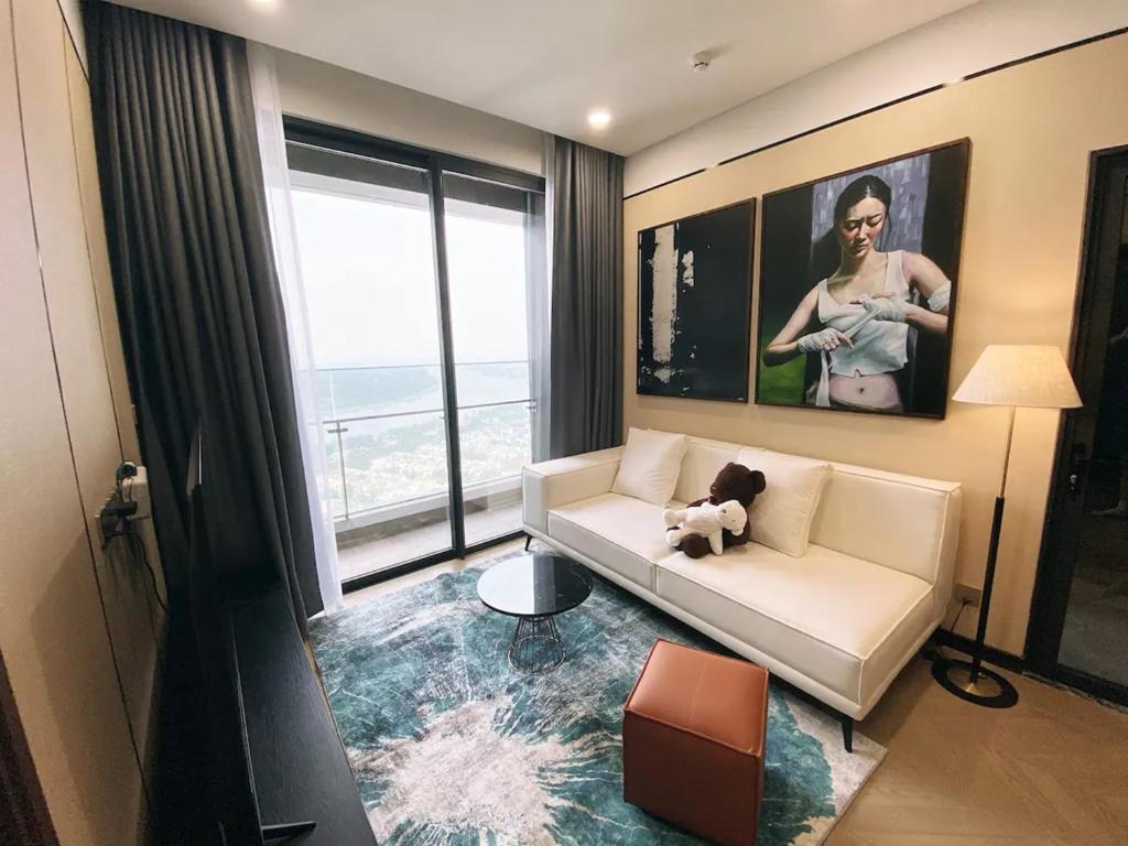 Lumiere Riverside Luxury Vacation