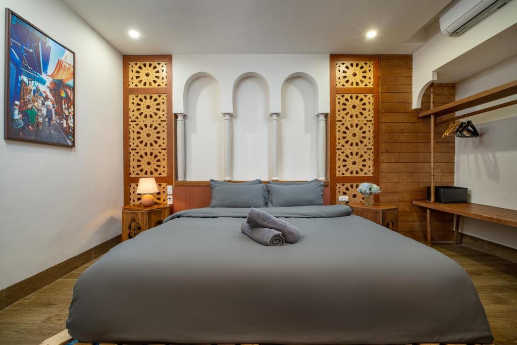 Le's home boutique homestay in the center Hanoi Old quarter