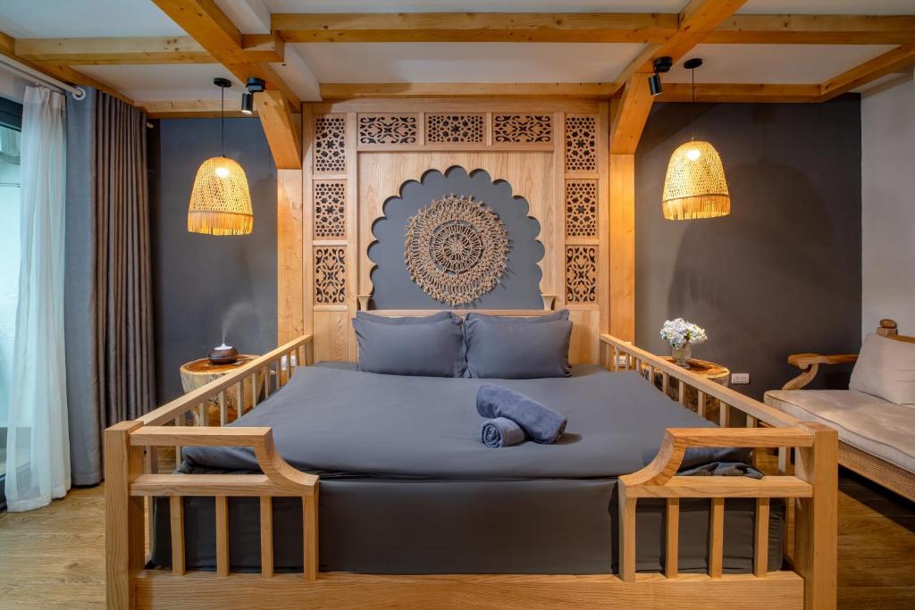 Le's home boutique homestay in the center Hanoi Old quarter