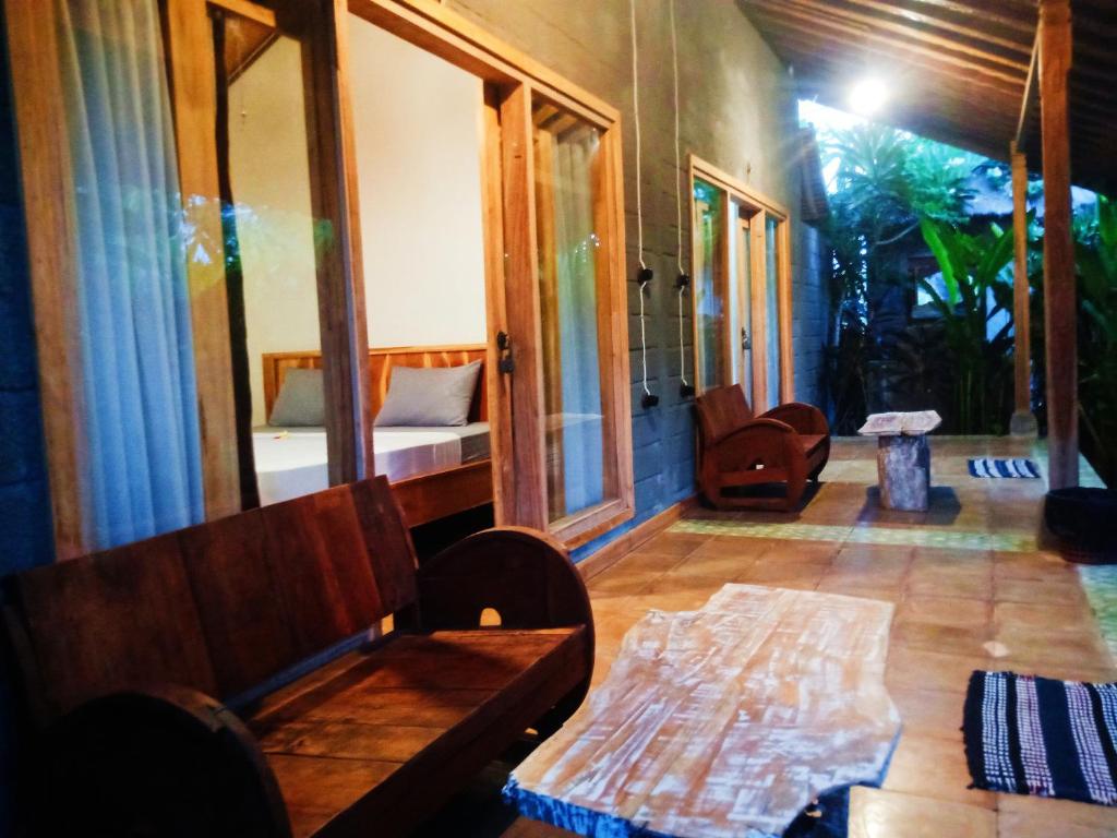 Umah Kayu 1-Menjangan homestay photo 2