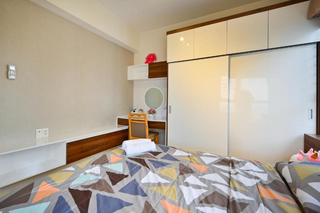 Wonderful 2 BR condo in Masteri T1, fully furnished with full amenities