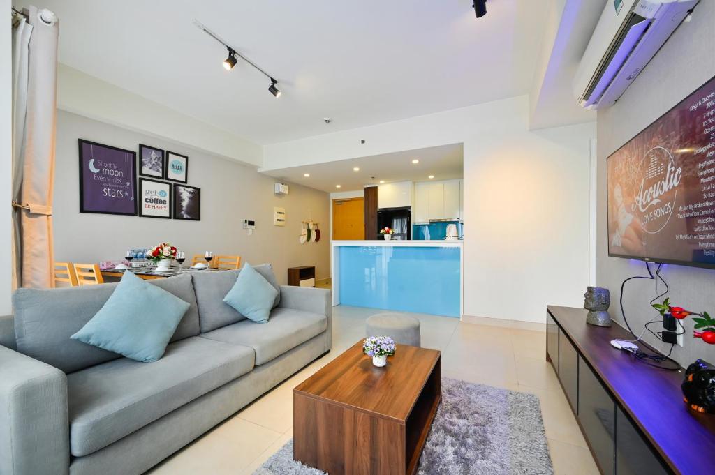 Wonderful 2 BR condo in Masteri T1, fully furnished with full amenities