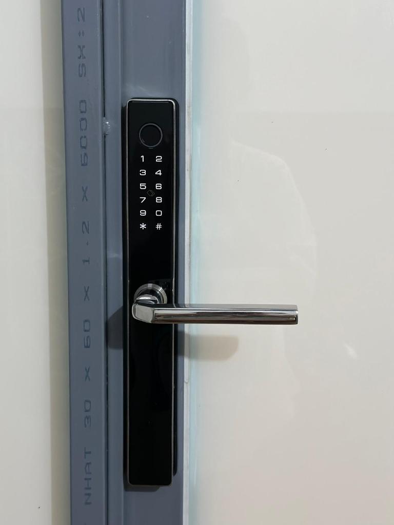 Garden Balcony Room In Old Quarter Netflix Free Washer Dryer