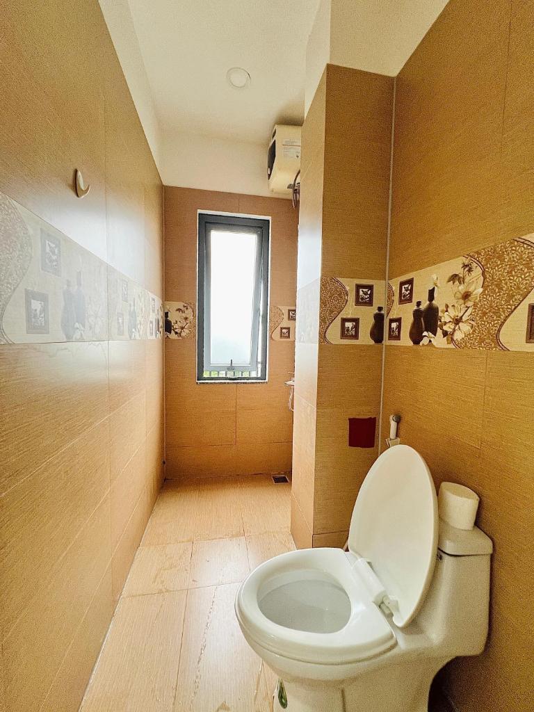 YOUR'S Homestay Cozy Room4 with balcony-3rd floor near to My Khe beach & My An Market