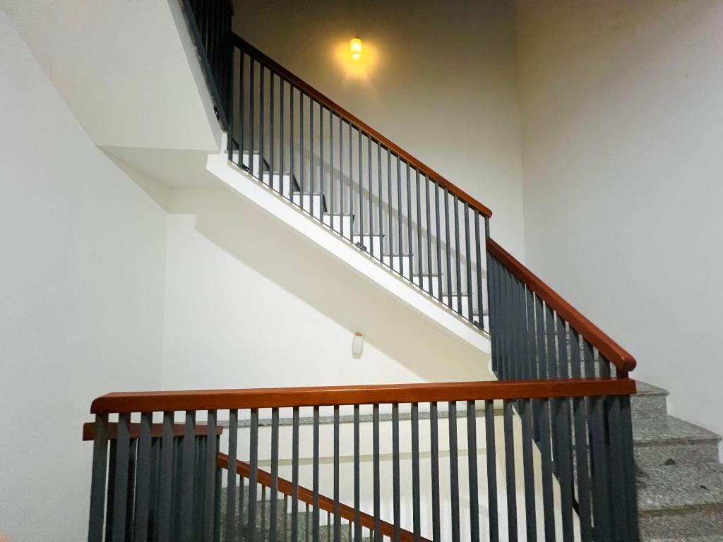 YOUR'S Homestay Cozy Room4 with balcony-3rd floor near to My Khe beach & My An Market