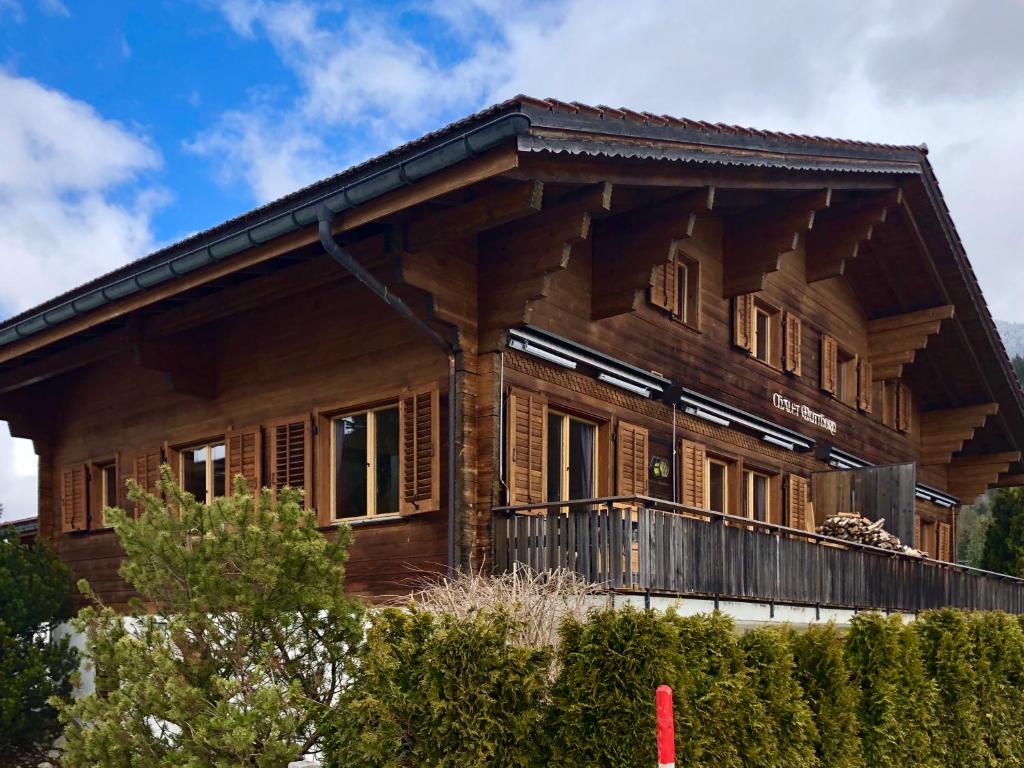 Beautiful Apartment With Stunning View - Chalet Mutthorn - Tap to explore photos