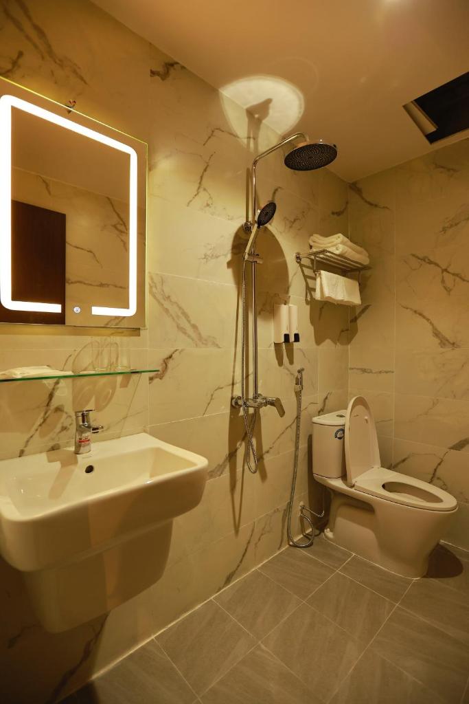 Le Grand Hotel - by Bay Luxury