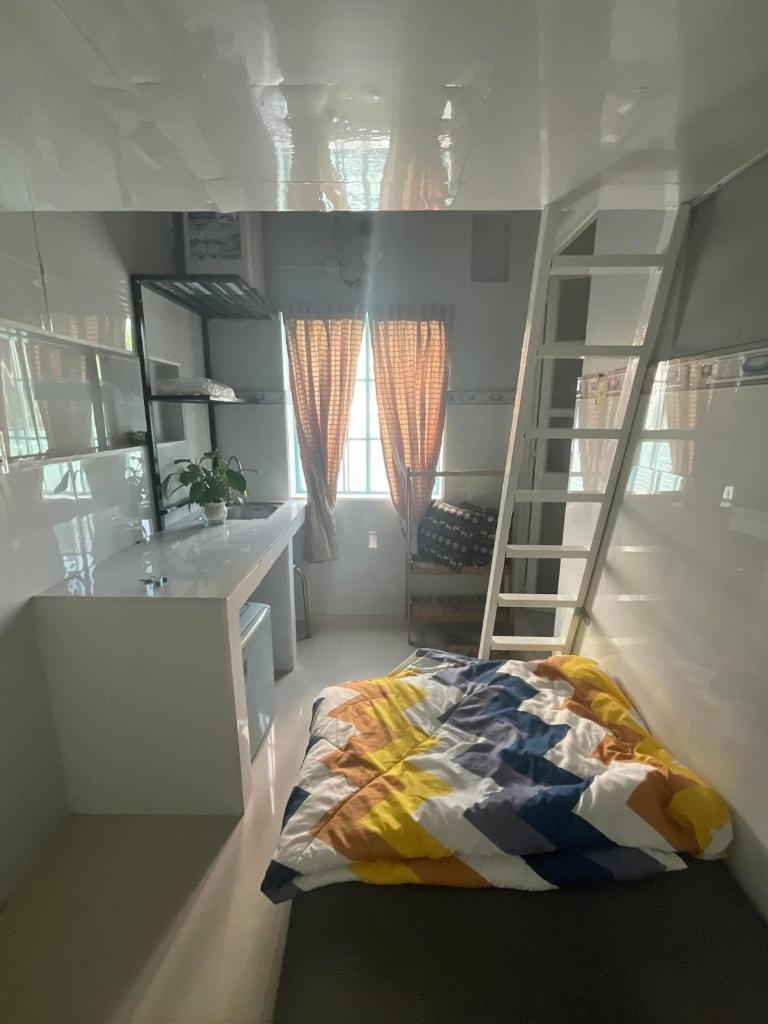 Hoàng Cầm Small Room