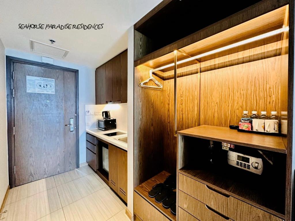 SEAHORSE PARADISE RESIDENCES