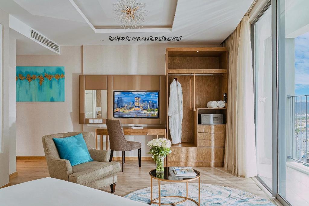 SEAHORSE PARADISE RESIDENCES