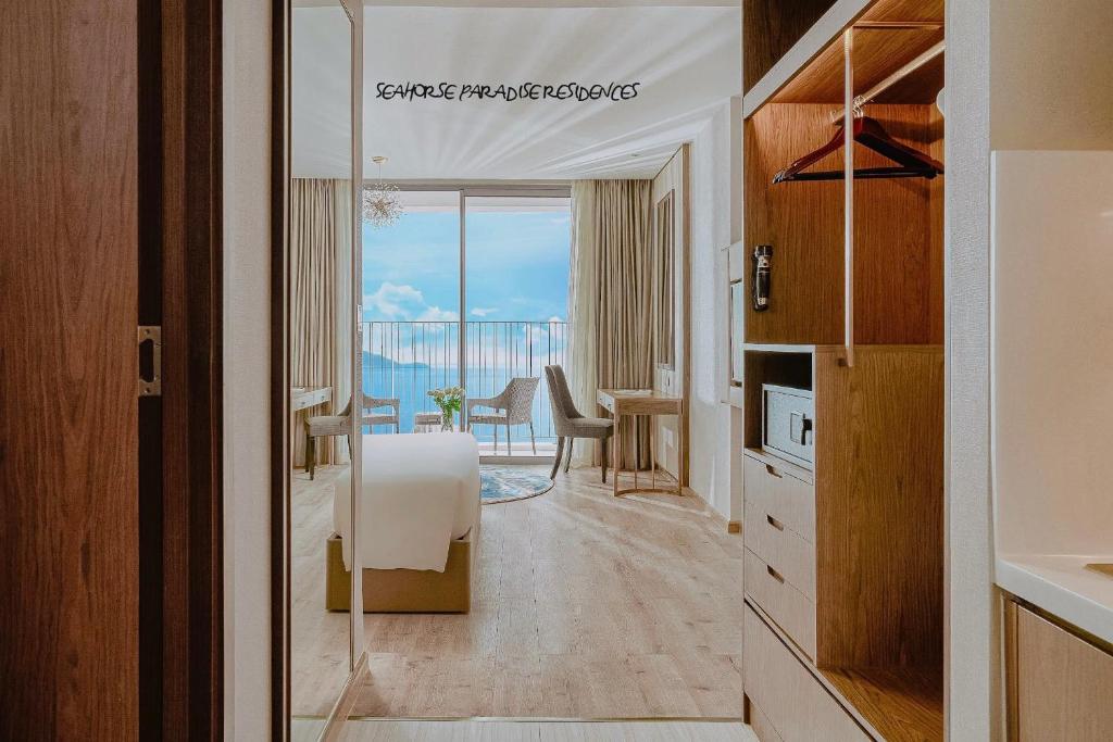 SEAHORSE PARADISE RESIDENCES