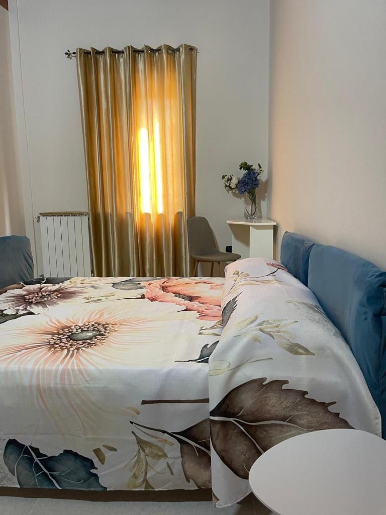 Vesux Apartments, Naples