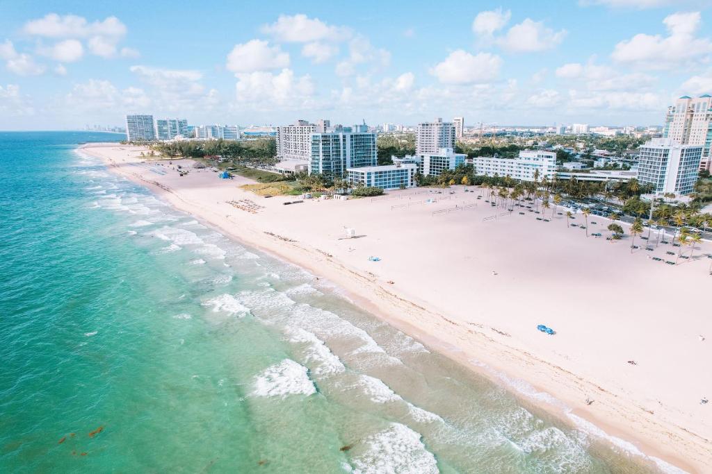B Ocean Resort Fort Lauderdale Beach image