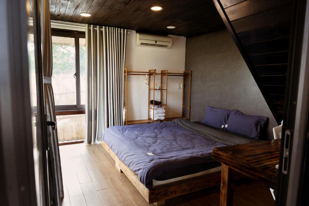 Mật Pet Farm - Mộc Châu