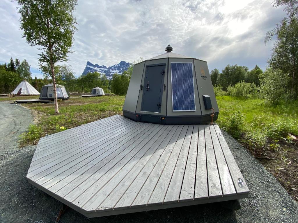 North Experience Basecamp - Tap to explore photos