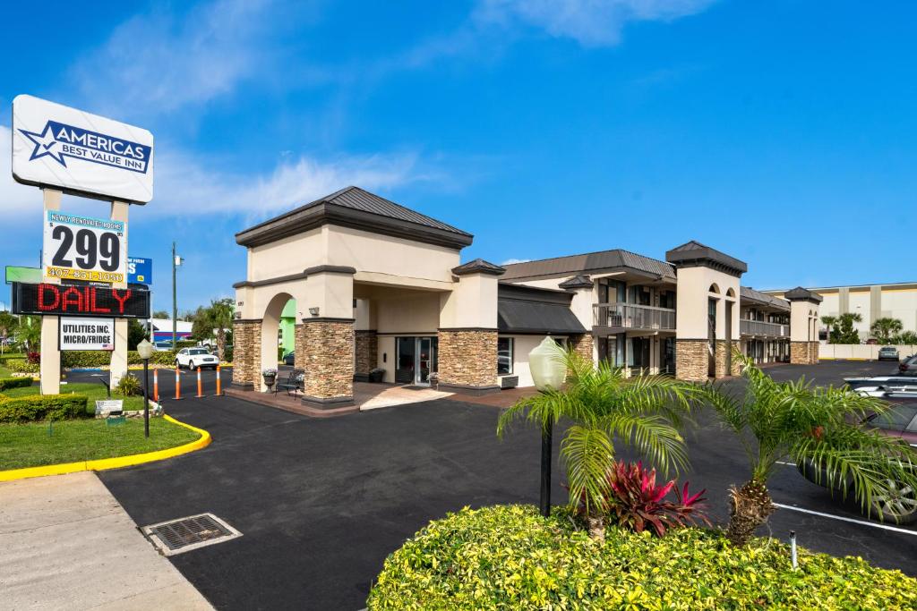 Americas Best Value Inn Orlando image