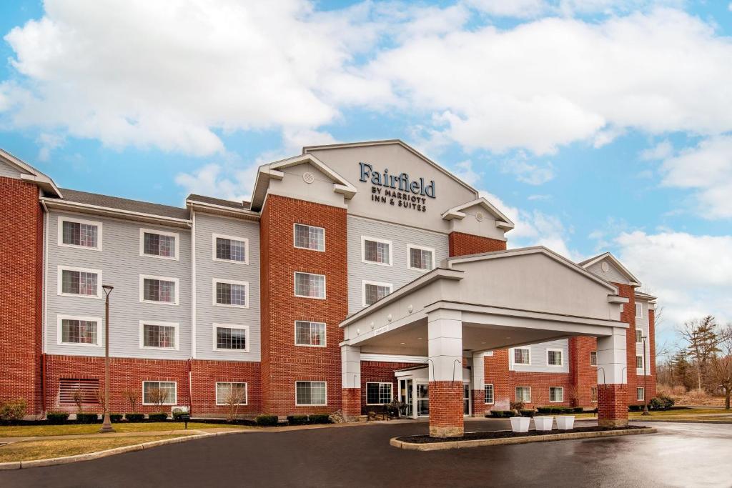Fairfield Inn & Suites by Marriott Saratoga Malta image
