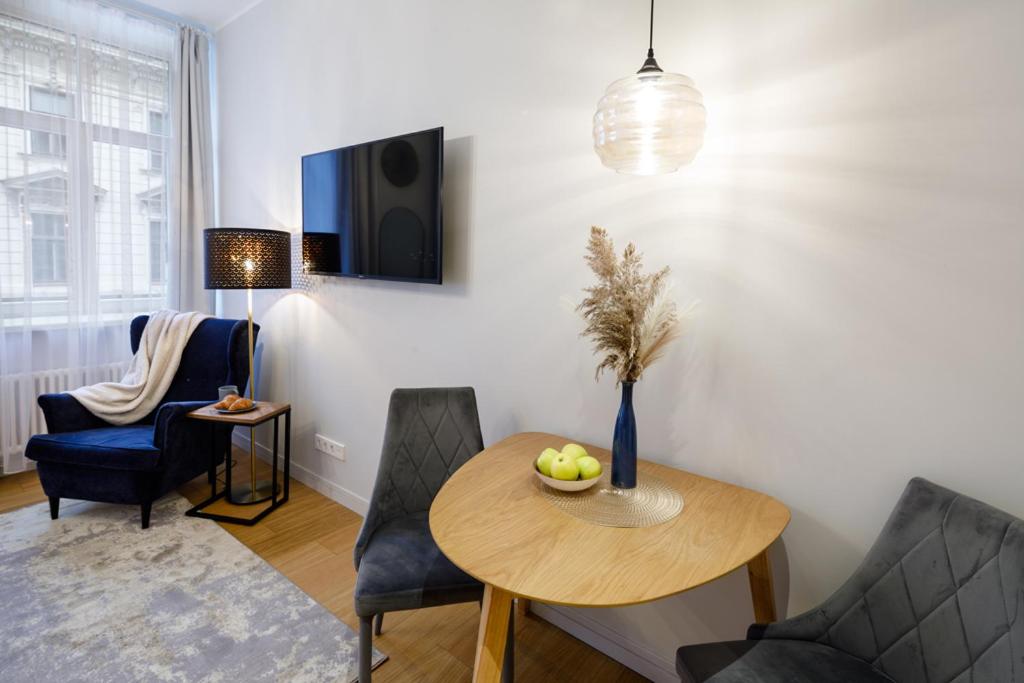 Kalnina street studio Apartment - Tap to explore photos