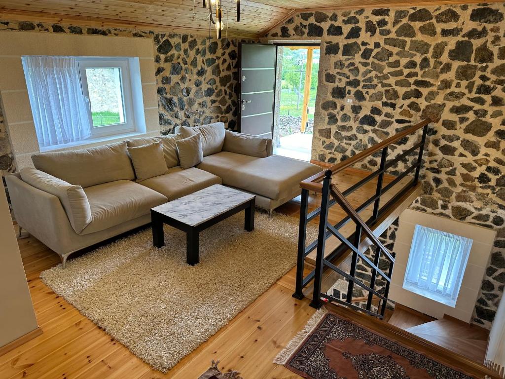 3 VELLEZERIT DOCI GUEST HOUSE photo 3