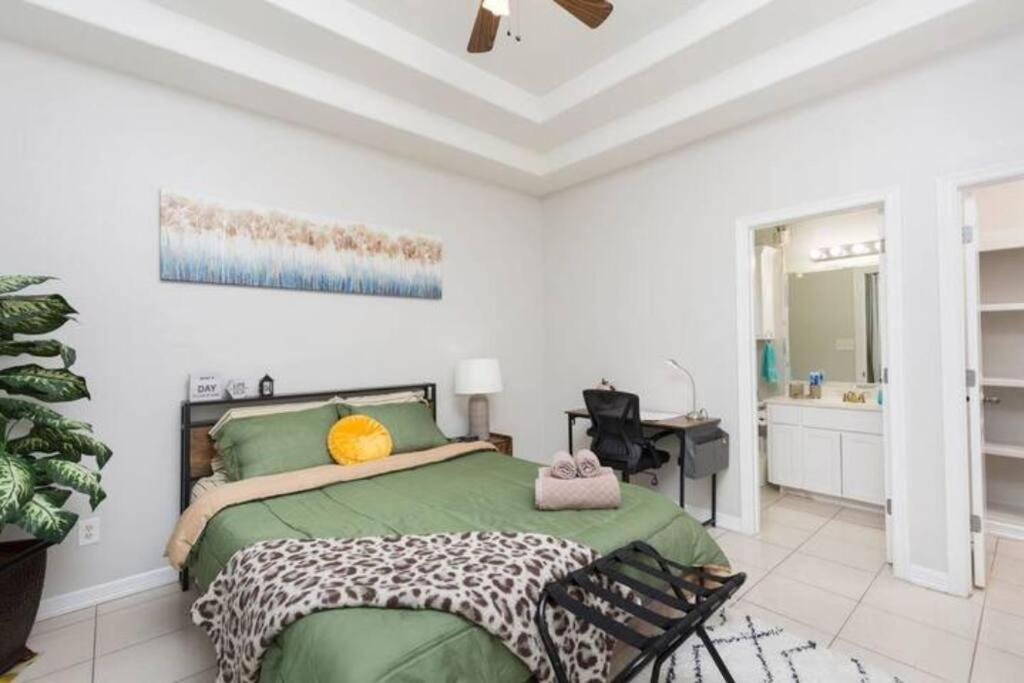 Charming 1 Bedroom Retreat! image