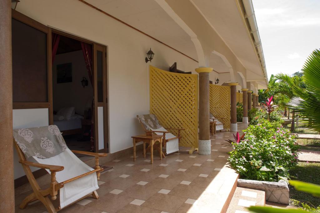 Семейный (Семейный номер), Etoile Labrine