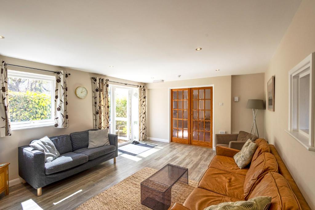Gwithian Holidays, Godrevy House - Tap to explore photos