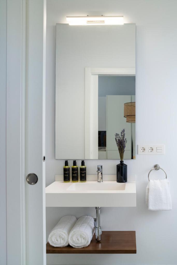 Estrella Giralda by Valcambre Room Type - Studio