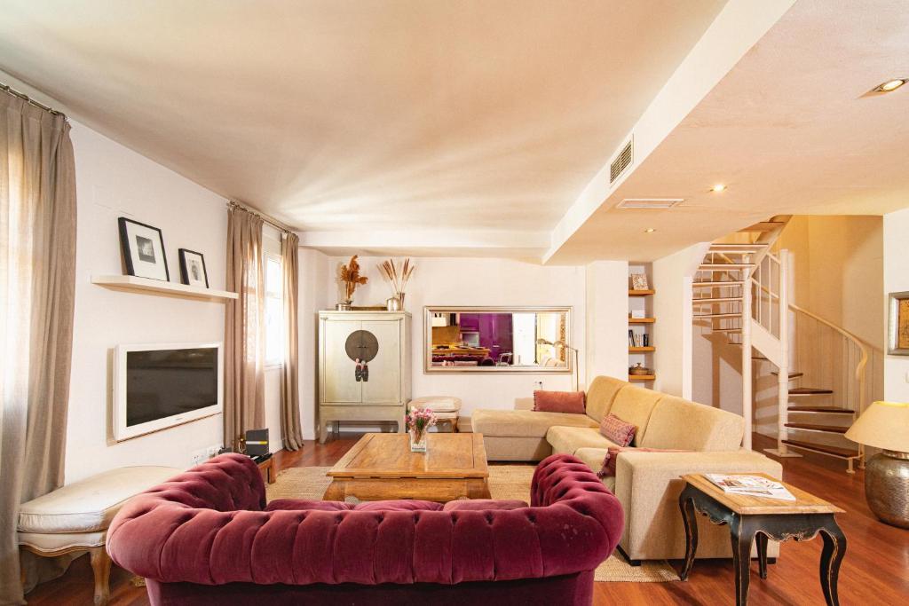 The Artist's House with Private Pool by SHS Room Type - Duplex Apartment