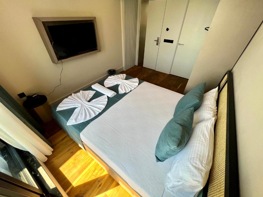 Coastline Room Type - Double Room with Sea View