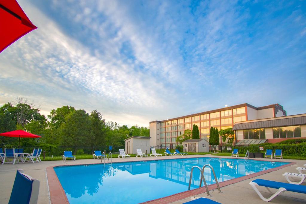 Chester Hotel & Conference Center image