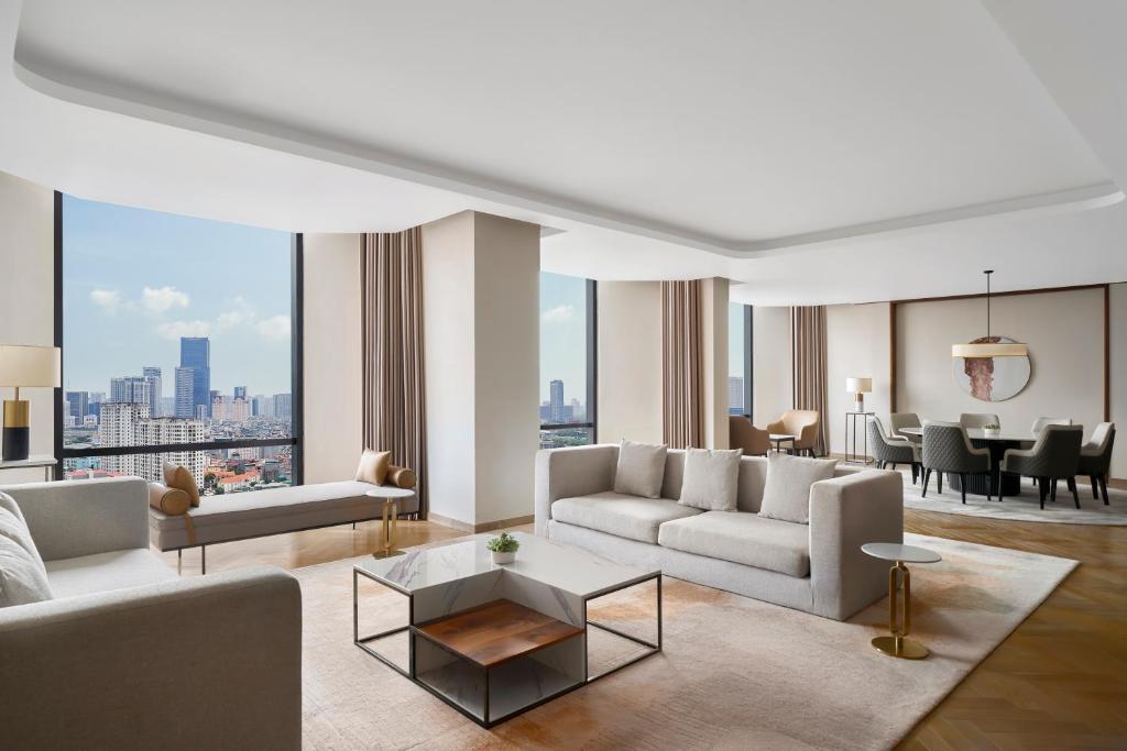Crowne Plaza West Hà Nội