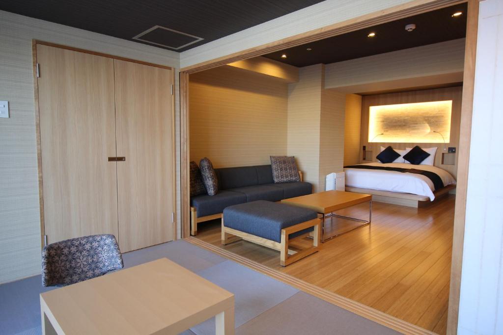 Kushiro Century Castle Hotel - Tap to explore photos