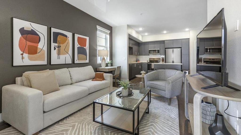 Landing at Hopper Lofts - 2 Bedrooms in Manchester image