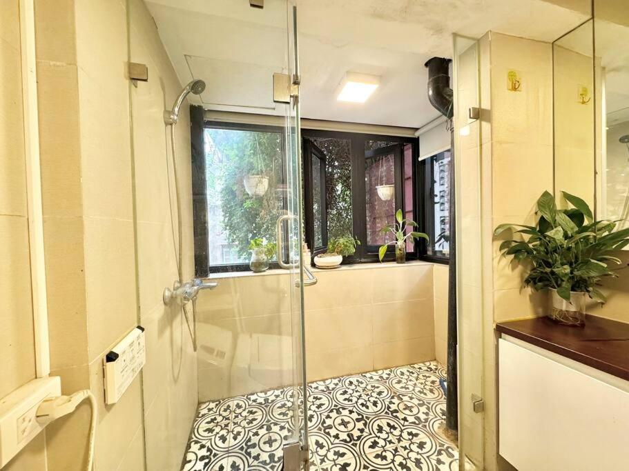 Stylish &Modern home-Super location-Hoan Kiem lake