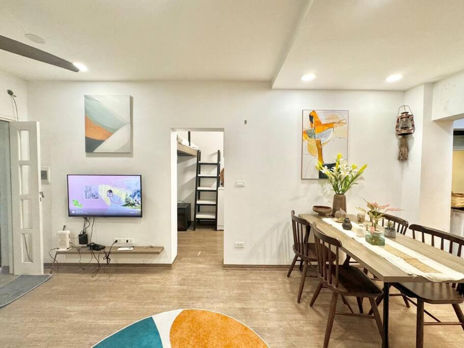 Stylish &Modern home-Super location-Hoan Kiem lake