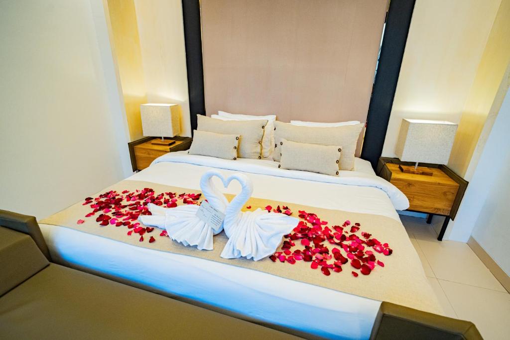 La Boutique Lux's Villas Seminyak Bali - Tap to explore photos