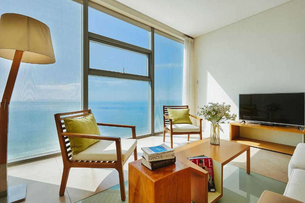 Ocean View Fusion Suites Across the beach