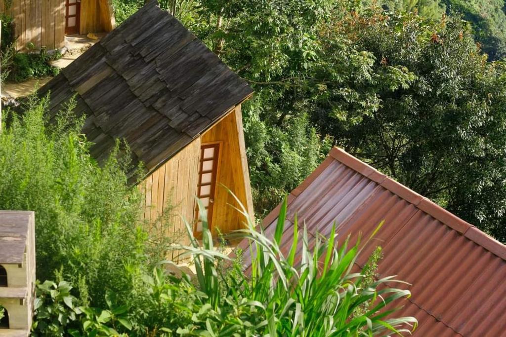 Tà Xùa Haus Meej Homestay