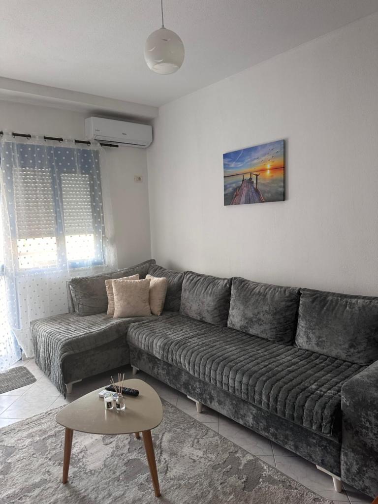 Summer Apartment photo 2