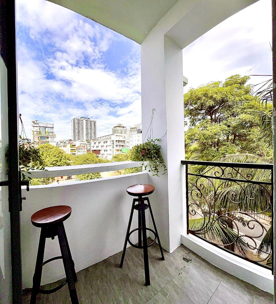 Sora Home Studio Balcony